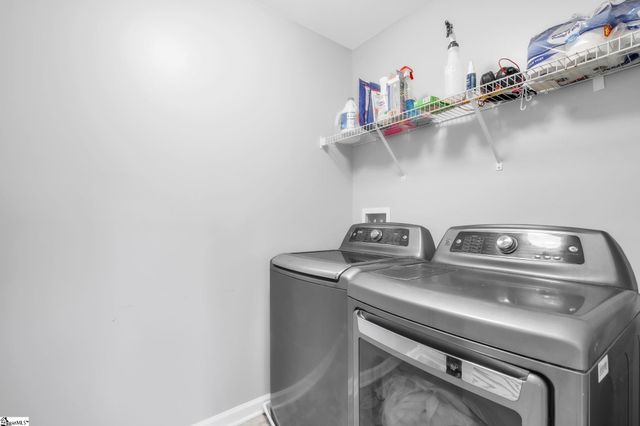 331 Kelsey Glen Lane, Simpsonville, SC 29681