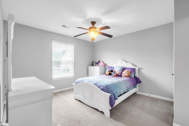 331 Kelsey Glen Lane, Simpsonville, SC 29681