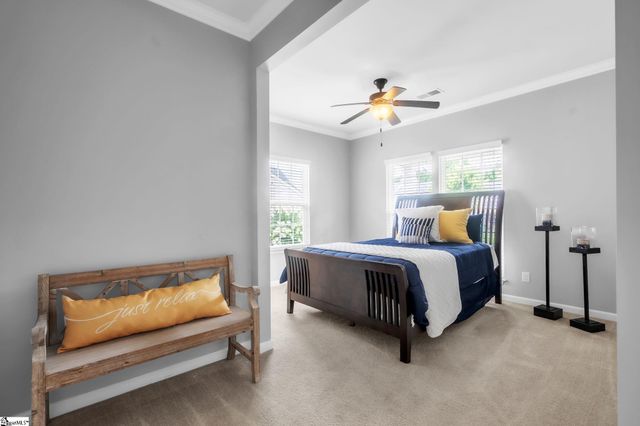 331 Kelsey Glen Lane, Simpsonville, SC 29681