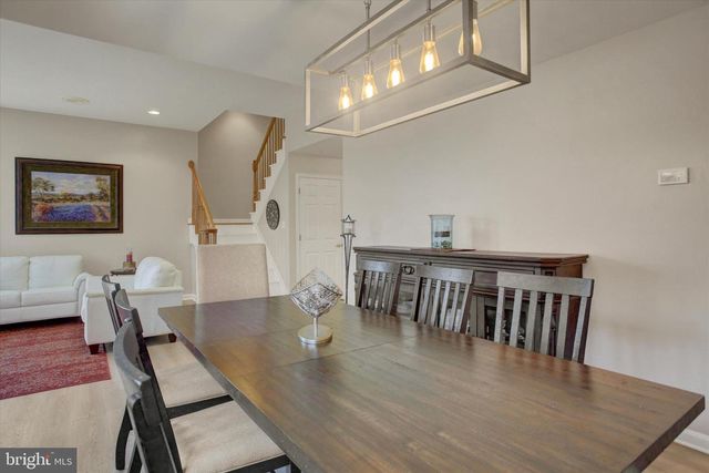 7107 FAIRWAY DR S, Fayetteville, PA 17222