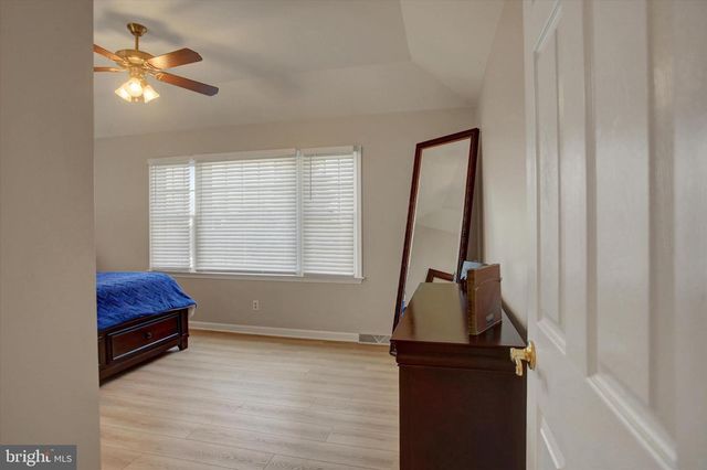 7107 FAIRWAY DR S, Fayetteville, PA 17222