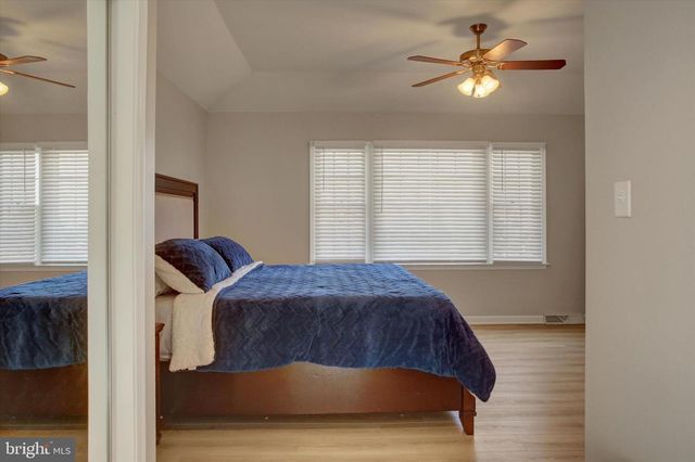 7107 FAIRWAY DR S, Fayetteville, PA 17222