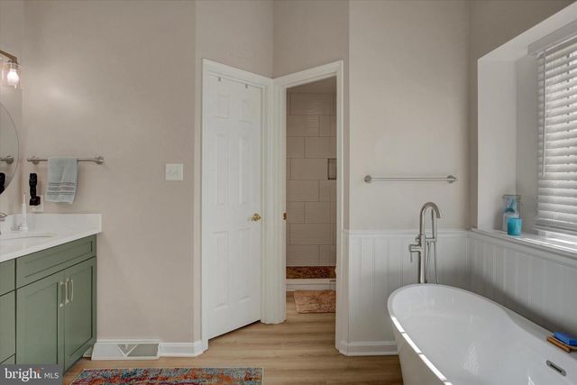 7107 FAIRWAY DR S, Fayetteville, PA 17222