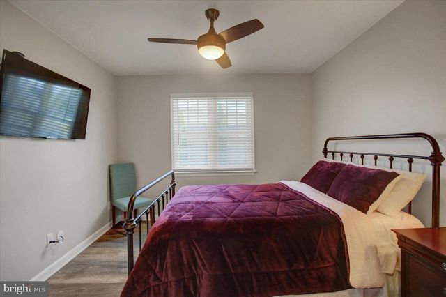 7107 FAIRWAY DR S, Fayetteville, PA 17222