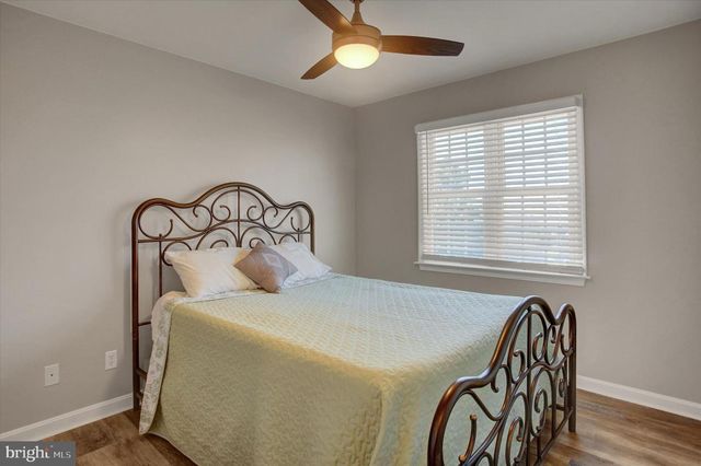 7107 FAIRWAY DR S, Fayetteville, PA 17222