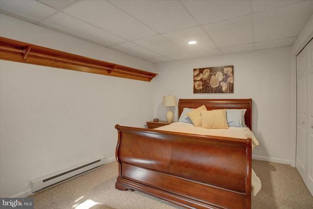 7107 FAIRWAY DR S, Fayetteville, PA 17222