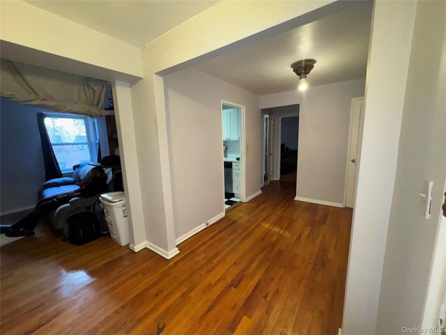 30 Ehrbar Ave 102, Mount Vernon, NY 10552