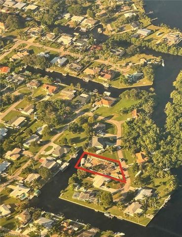 326 SHORE DR, Fort Myers, FL 33905