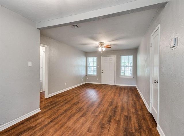 213 W Jacobs Drive, Midwest City, OK 73110
