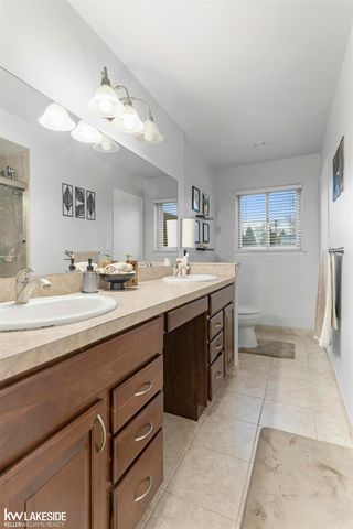 34489 Coachwood Drive, Sterling Heights, MI 48312