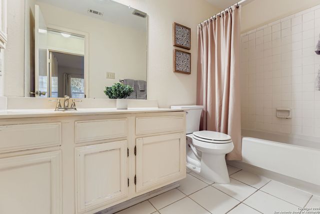 3430 Turtle Village St Apt 101, San Antonio, TX 78230