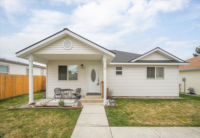 7125 N CRESTLINE St, Spokane, WA 99217