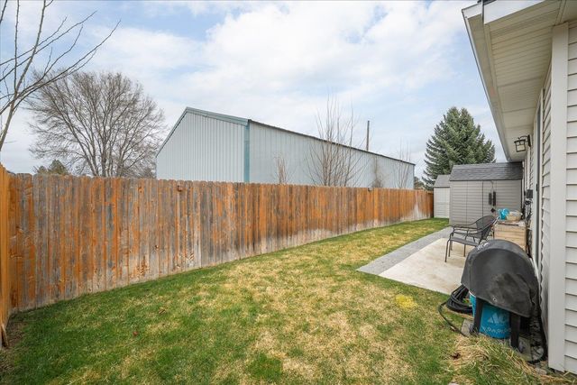 7125 N CRESTLINE St, Spokane, WA 99217