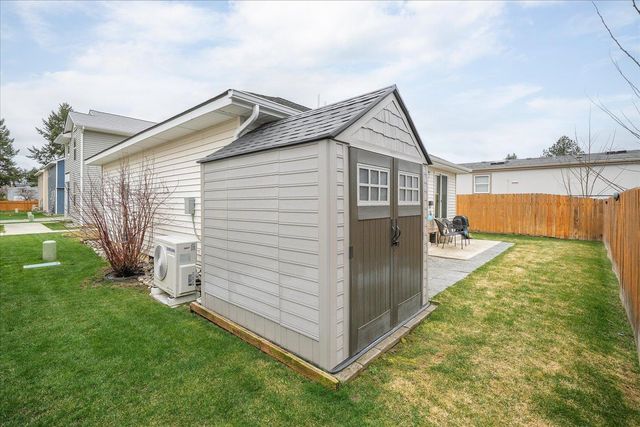 7125 N CRESTLINE St, Spokane, WA 99217