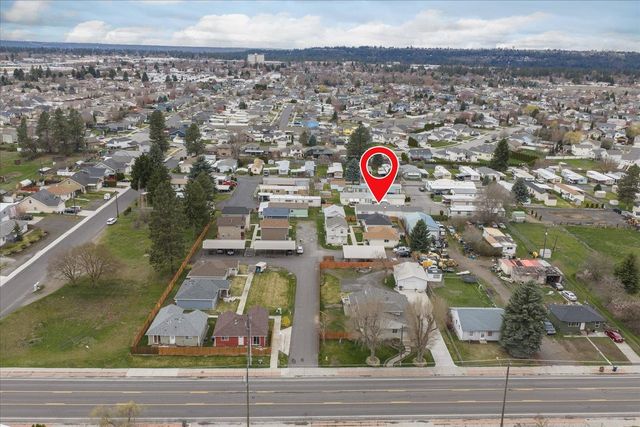 7125 N CRESTLINE St, Spokane, WA 99217