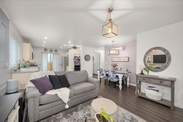 7125 N CRESTLINE St, Spokane, WA 99217