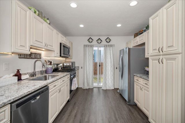 7125 N CRESTLINE St, Spokane, WA 99217