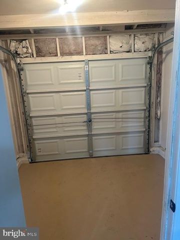 10 IVY LN, Sicklerville, NJ 08081