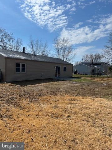 10 IVY LN, Sicklerville, NJ 08081