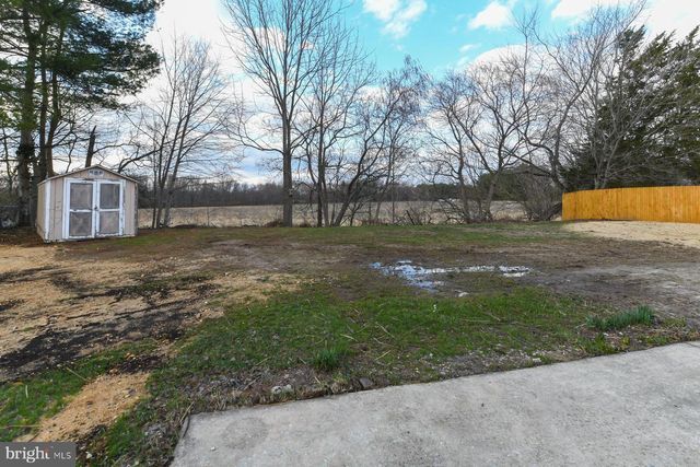 10 IVY LN, Sicklerville, NJ 08081