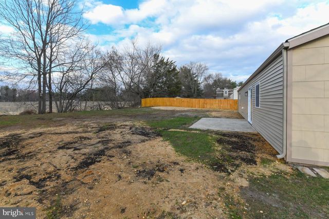 10 IVY LN, Sicklerville, NJ 08081