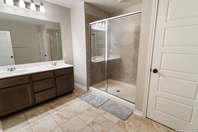 3006 Old Almonte Dr, San Antonio, TX 78224