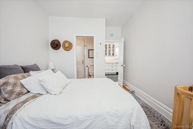 36 Grand Avenue 2, Scarsdale, NY 10583