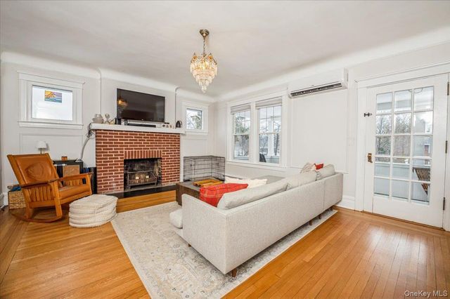 36 Grand Avenue 2, Scarsdale, NY 10583