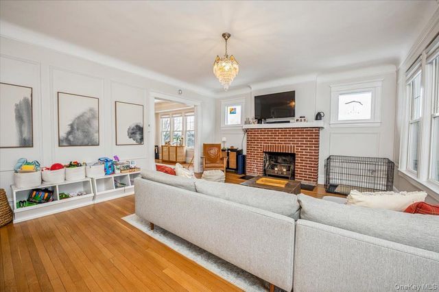 36 Grand Avenue 2, Scarsdale, NY 10583