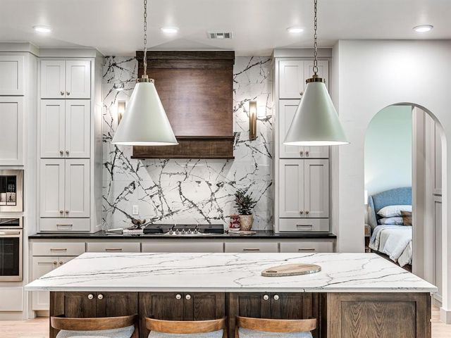 2236 Twister Trail, Edmond, OK 73034