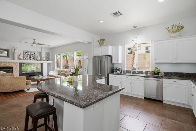 1947 Grovespring Street, Las Vegas, NV 89135