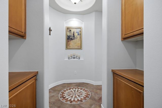 1947 Grovespring Street, Las Vegas, NV 89135