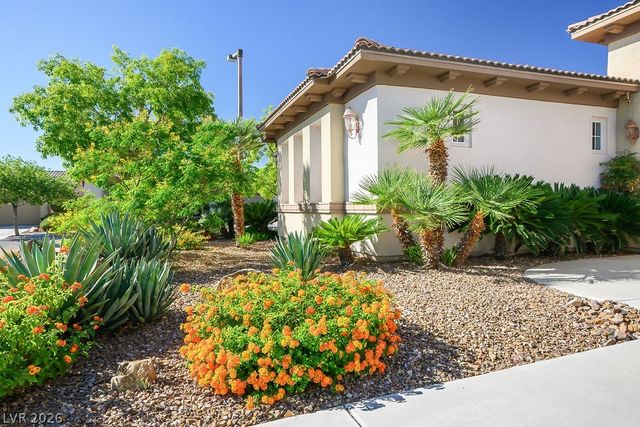 1947 Grovespring Street, Las Vegas, NV 89135