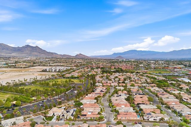 1947 Grovespring Street, Las Vegas, NV 89135