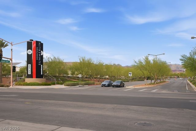 1947 Grovespring Street, Las Vegas, NV 89135