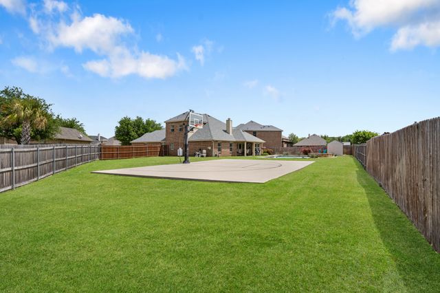 1688 Pecos Court, Burleson, TX 76028