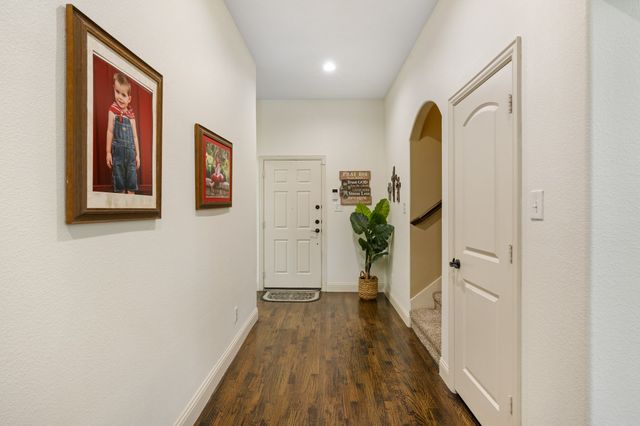 1688 Pecos Court, Burleson, TX 76028