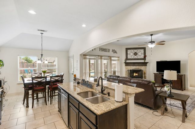 1688 Pecos Court, Burleson, TX 76028