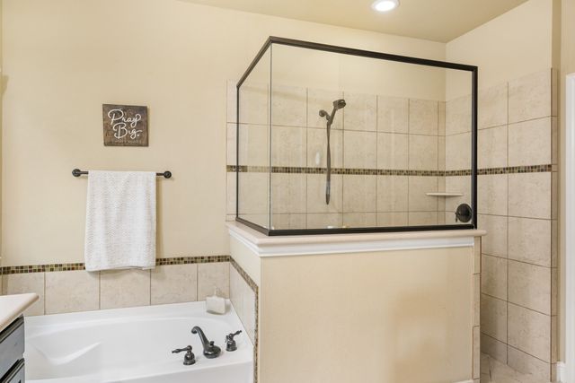 1688 Pecos Court, Burleson, TX 76028