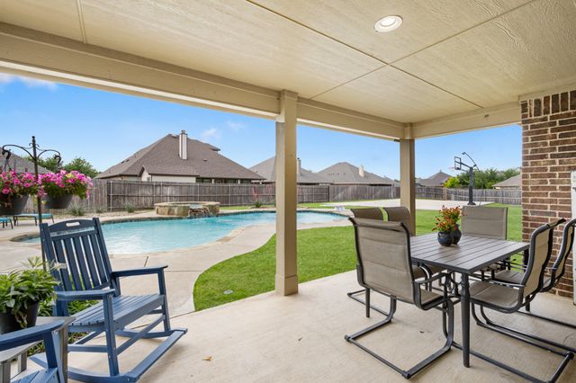 1688 Pecos Court, Burleson, TX 76028
