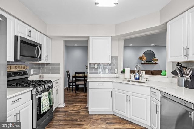 2901 YARMOUTH LN, Mount Laurel, NJ 08054