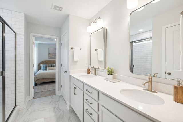 1417 Charles Dr, Chapel Hill, TN 37034