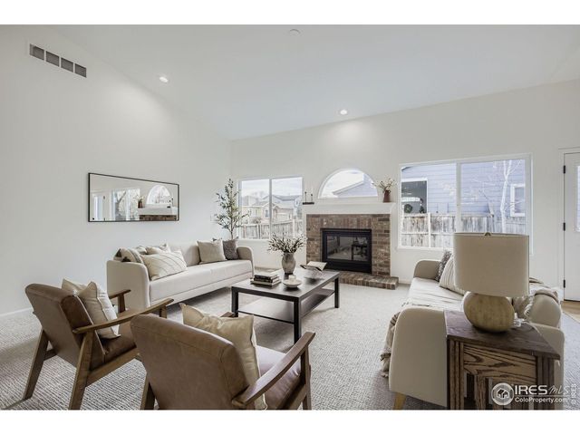 657 Clarendon Dr, Longmont, CO 80504