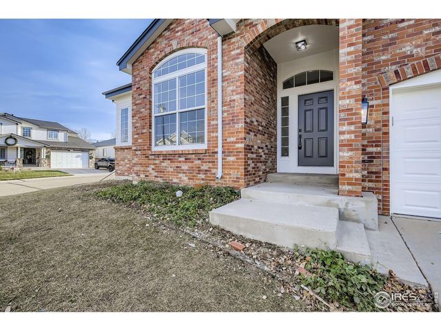 657 Clarendon Dr, Longmont, CO 80504