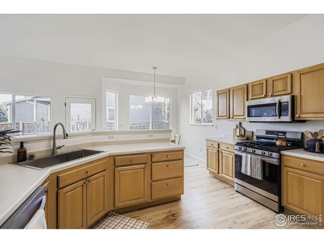 657 Clarendon Dr, Longmont, CO 80504