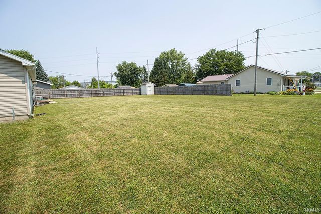 825 Rockshire Court, Gas City, IN 46933