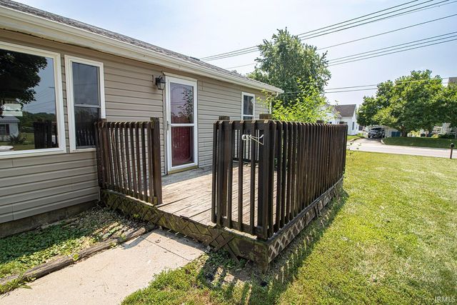 825 Rockshire Court, Gas City, IN 46933