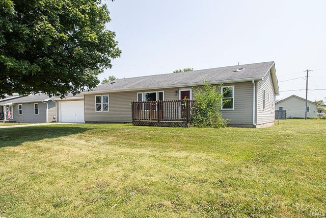 825 Rockshire Court, Gas City, IN 46933