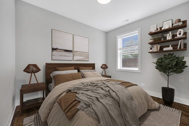 2350 S Leavitt Street 1R, Chicago, IL 60608