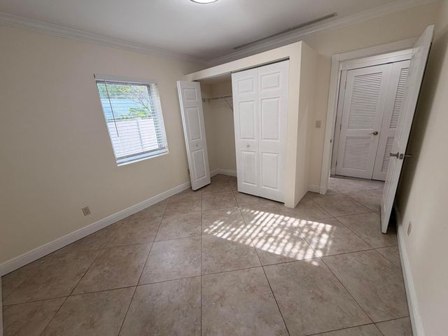 2018 NE 14th Court 2018, Fort Lauderdale, FL 33304